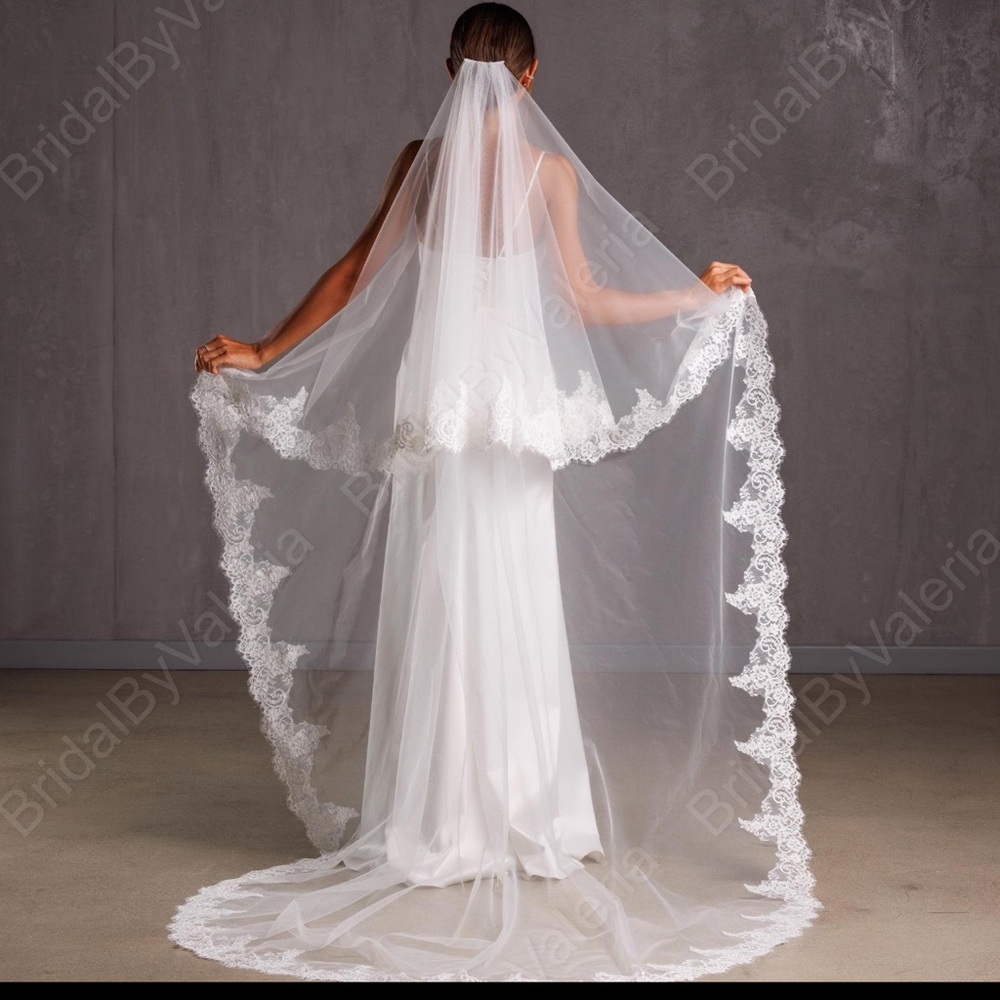 Cathedral Wedding Lace Trim 2 Tier Veil